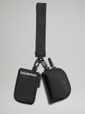 Lululemon black Dual Pouch Wristlet